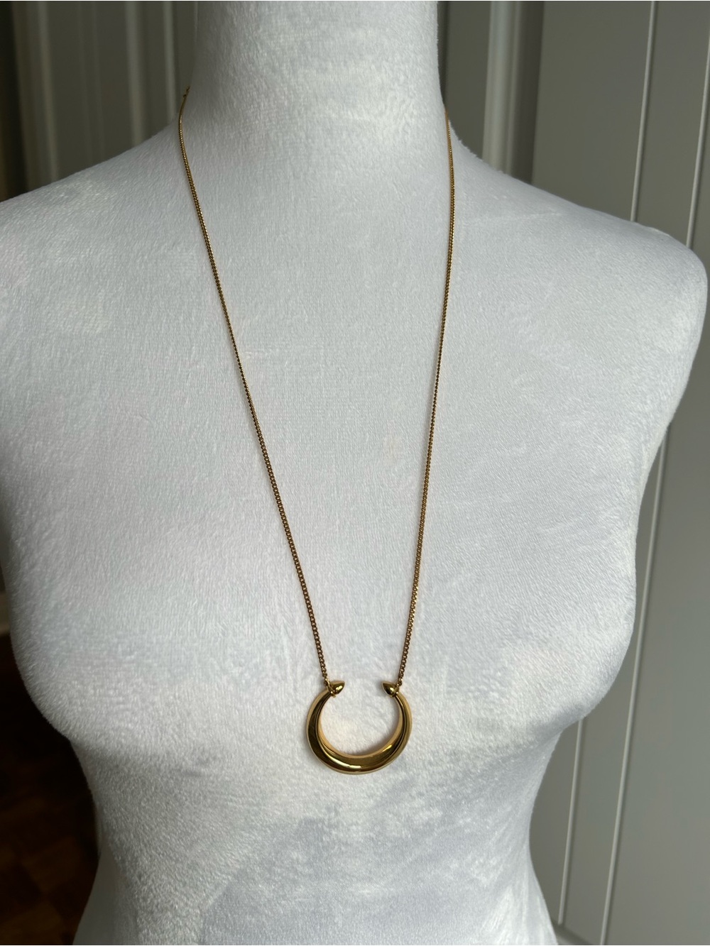 Gold Crescent Pendant Necklace